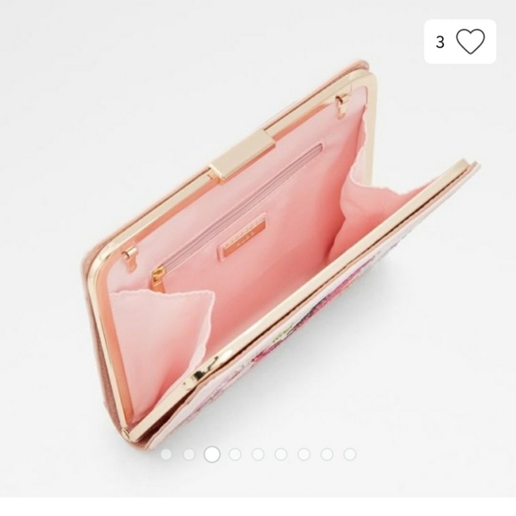 Disney 70th anniversary of Cinderella limited edit - Picture 3 of 5